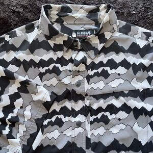 Alaskan Hardgear Short Sleeve Snap Close Gray Chilkat River Shirt‎ Mens XL